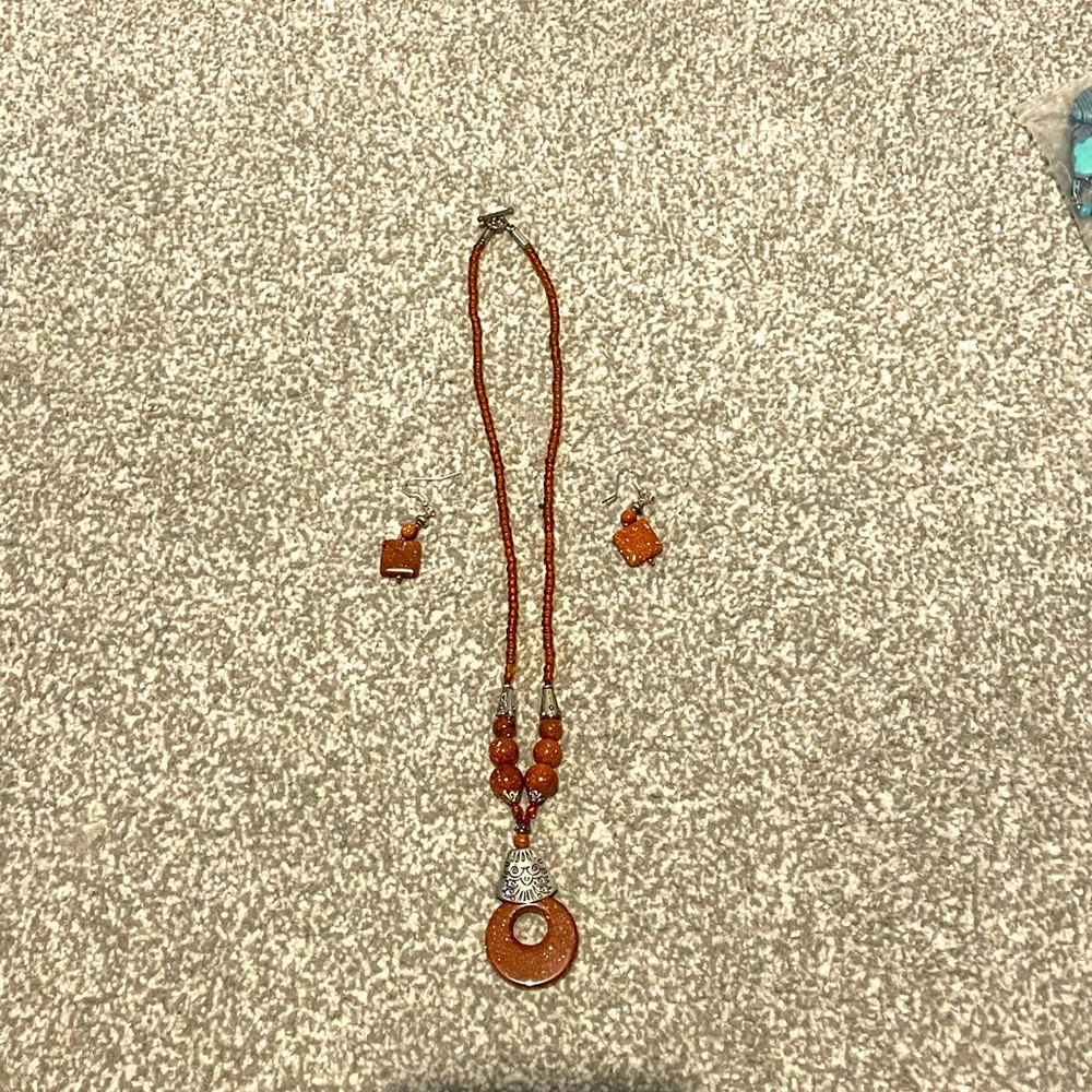 Brown stone necklace